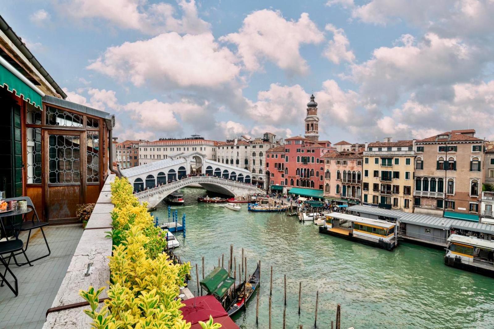 Rialto Terrace On The Grand Canal Venesia Bagian luar foto